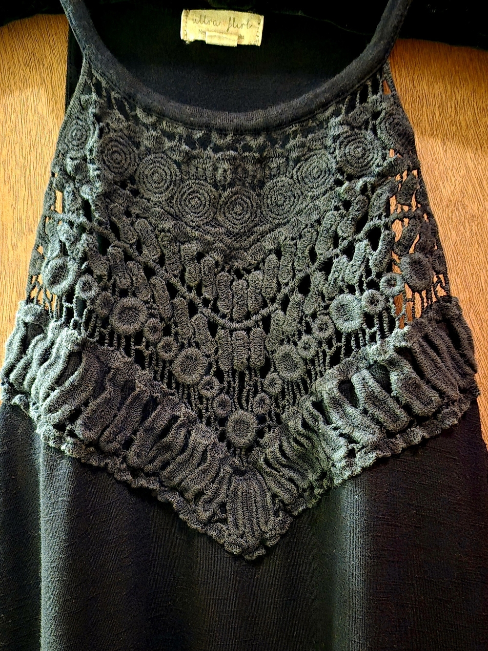 Black Crochet Yoke Tank Top - Picture 3 of 4